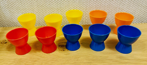 Eierbecher aus kunststoff - 9x,