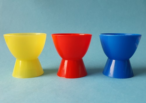 Ddr eierbecher rot gelb blau - ddr,